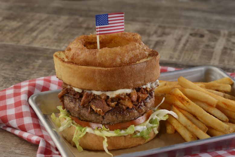 Regal Eagle Smokehouse - BBQ burger