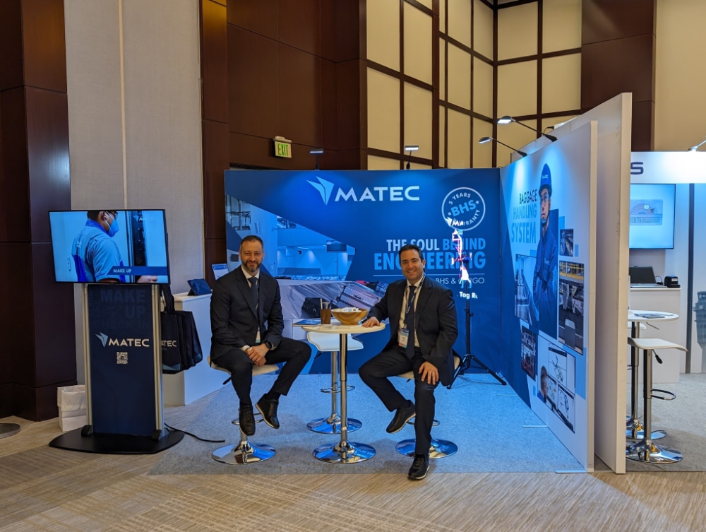 10ft Corner Booth Package