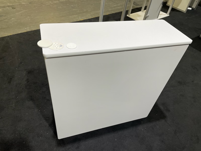 Locking Desk Counter 1